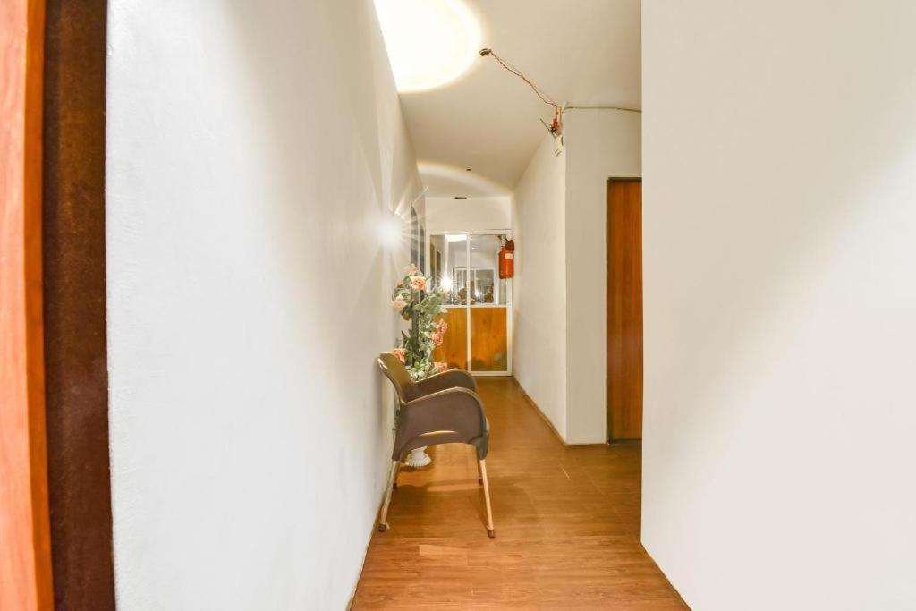 Nidhivan Hotel And Rooms Сурат Екстер'єр фото
